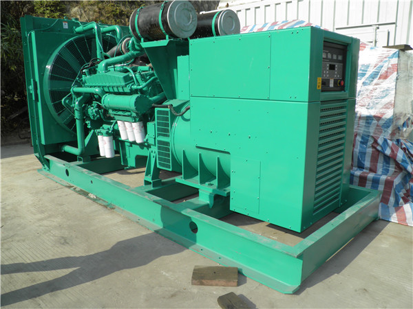 富平发电车出租-柴油发电机散热器怎样散热