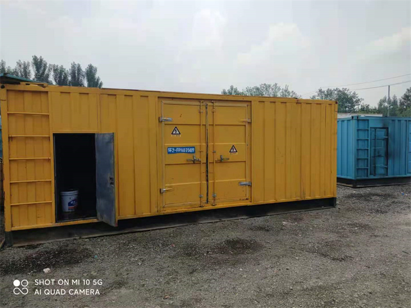 富平200KW柴油发电机组需要配备什么型号的电缆线？