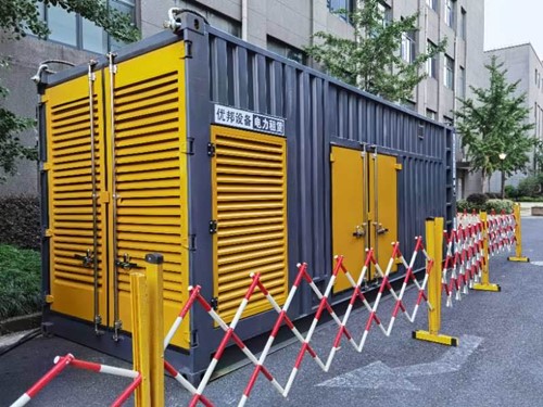 富平如何使用转速表检查发动机的转速？