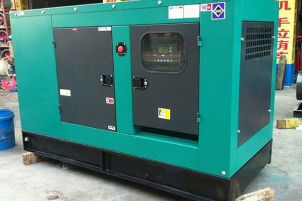 富平如何检查机油的使用时间？