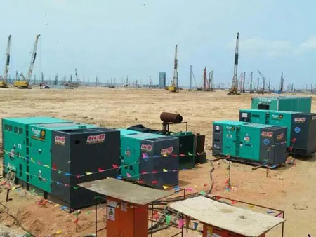 富平如何检查和清洗空气滤清器？